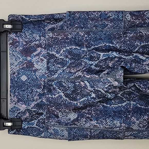 Nova Sport Blue Snakeskin Workout Leggings Pants S/M - Picture 9 of 11